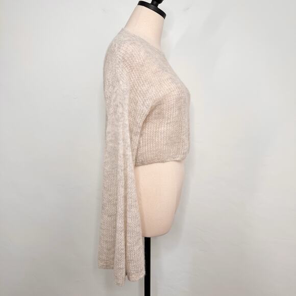 Sleeping on Snow Rosay Sweater Gray Bell Sleeve Crop Alpaca Anthro Boho Size S - Picture 4 of 9